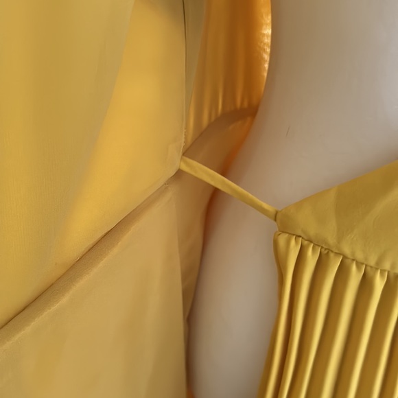 Modcloth Effortless Presence Wrap Midi Dress, Size M - Picture 9 of 11